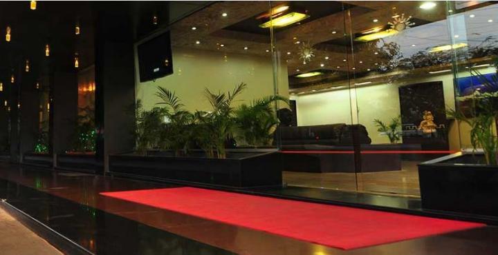 אינדורה Infiniti Hotel And Spa מראה חיצוני תמונה