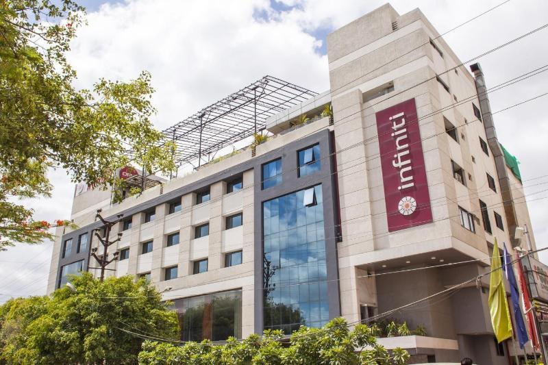 אינדורה Infiniti Hotel And Spa מראה חיצוני תמונה